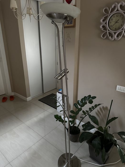 Veioza de podea cu picior