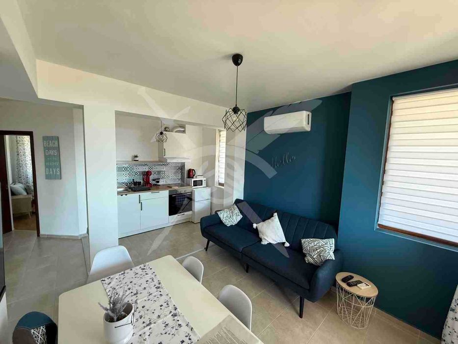 Триетажна Къща в Свети Влас! 68916