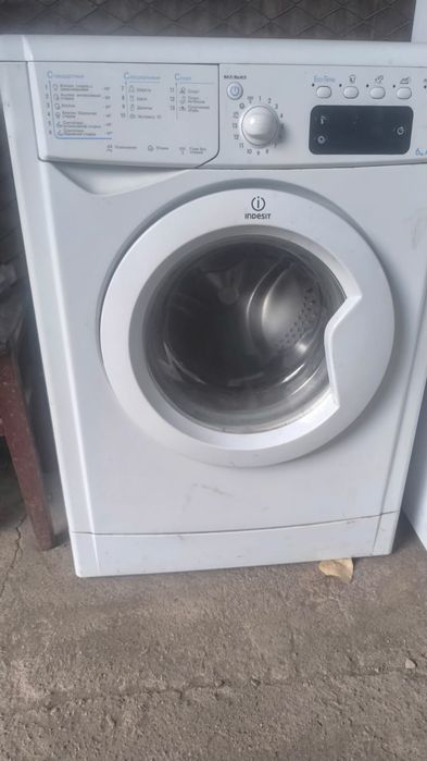 Продам стиральную машину.