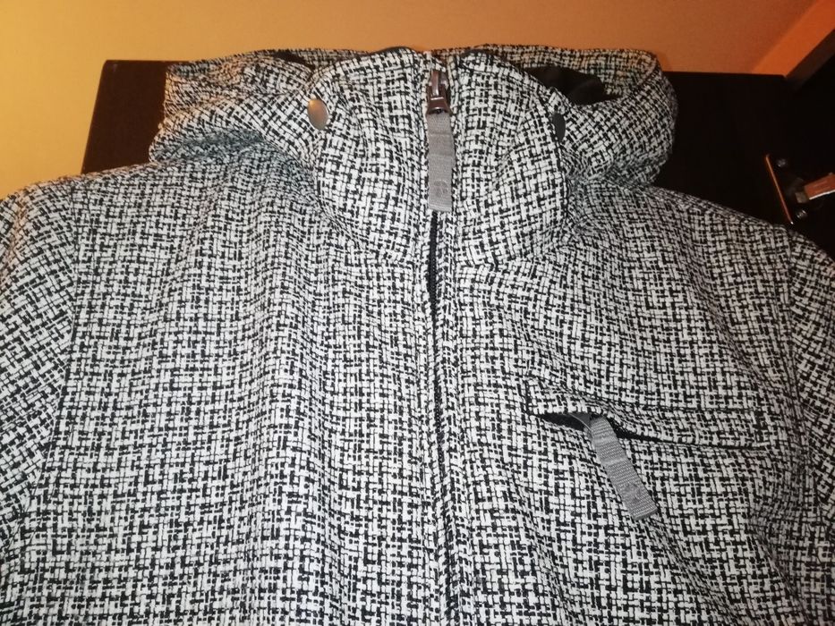 Яке "Protest" зимно, водо и вятъро устойчиво