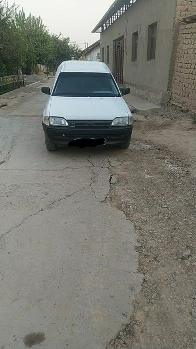 Sotiladi Ford Eskord