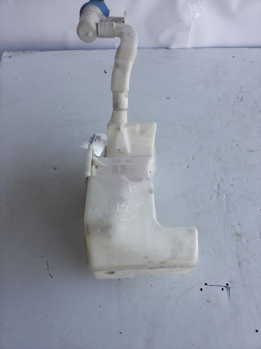 Rezervor apa spalare parbriz Vw Jetta 2016 5C6955453Q
