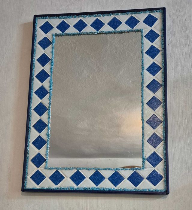Ръчно изработени огледала.