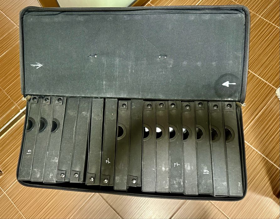 Geanta optica troller rame de vedere 192 pozitii, stare buna!