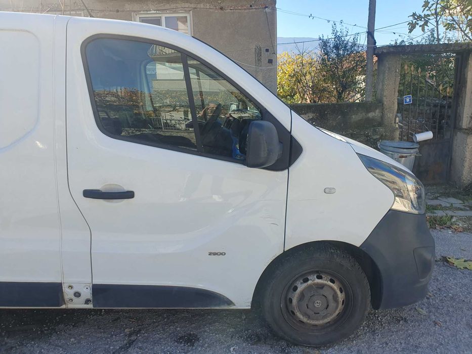 Opel vivaro PRODADEN !!!
