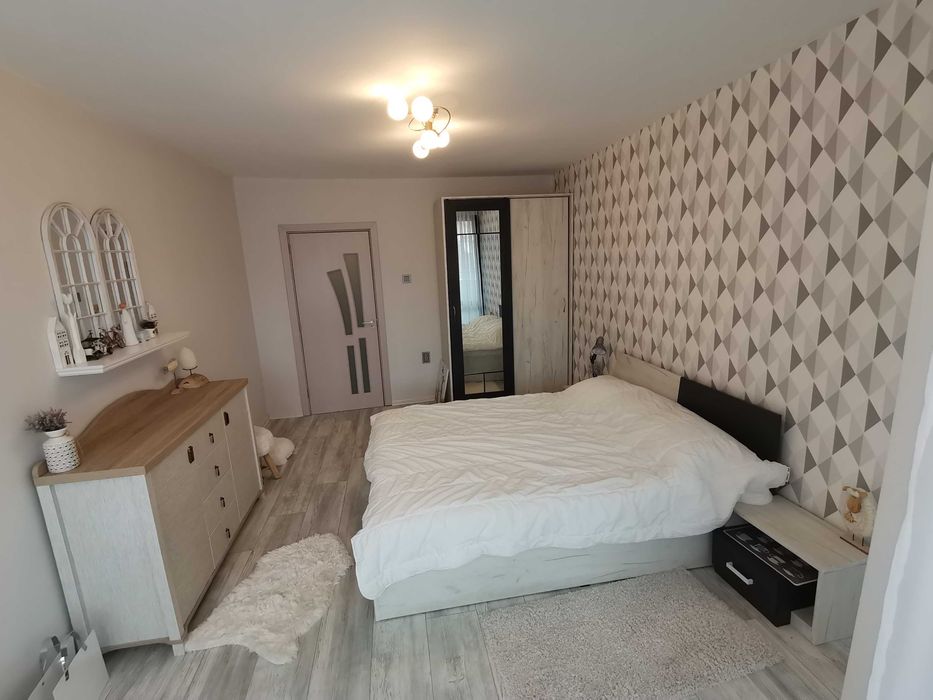 Дава се под наем Двустаен апартамент в Бургас, Възраждане - 80 кв.м за 357 € - Снимка #1