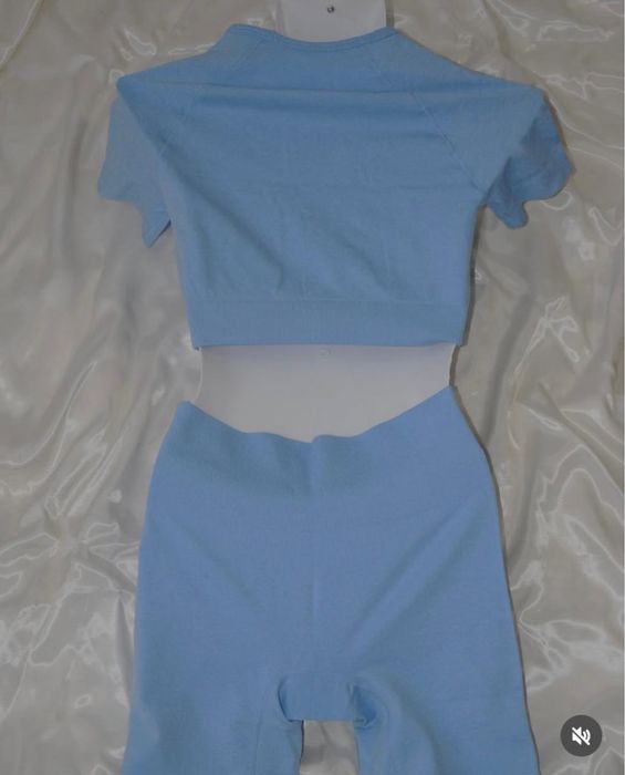 Спортивный костюм