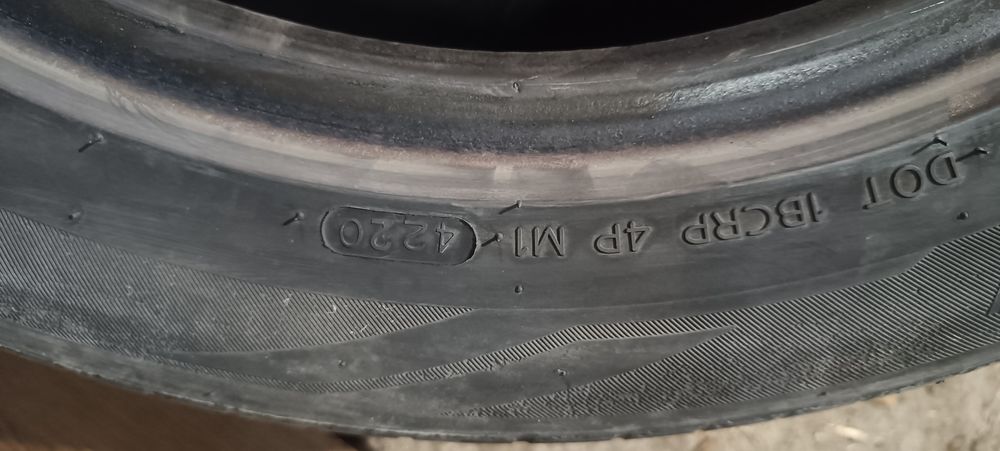 2брЛетни гуми Momo 205/55/16 Дот 2020г