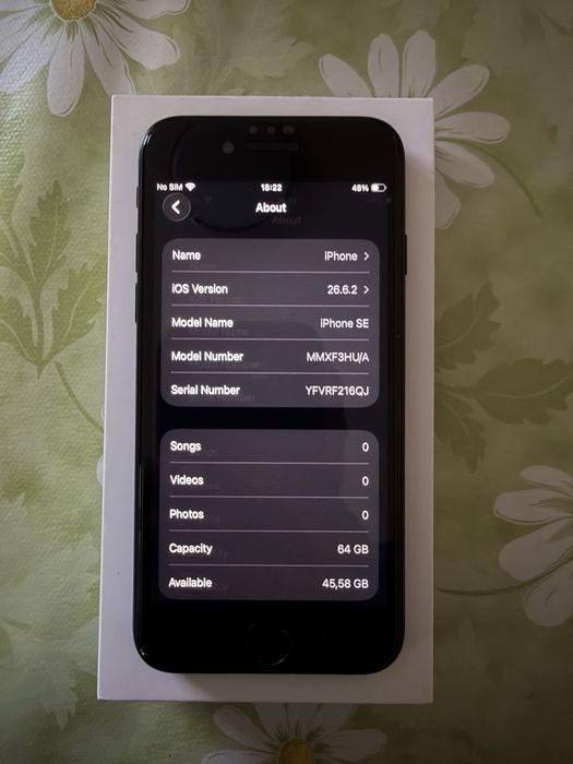iPhone SE 2022 (3rd gen) 64GB ,Black