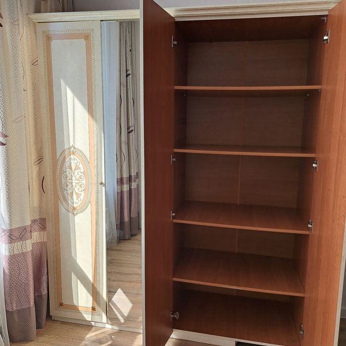 Продам спальный гарнитур б/у. Срочно