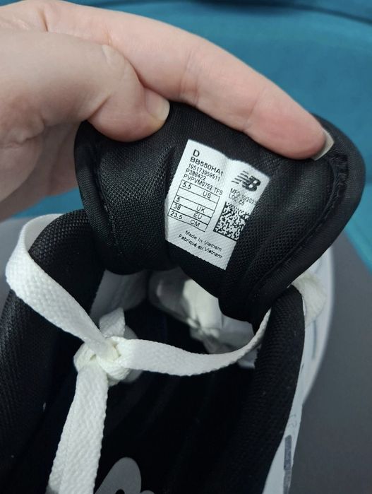 Adidași  New Balance 550