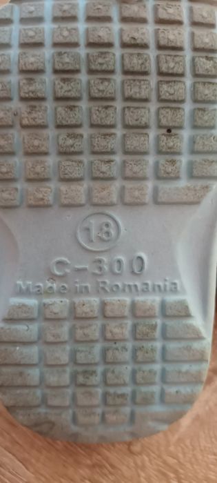 Papucei bebelusi nr 18