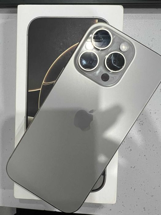 Apple Iphone 16 Pro  е-sim 256 gb Лот 879061  (Тараз Телецентр 11 )