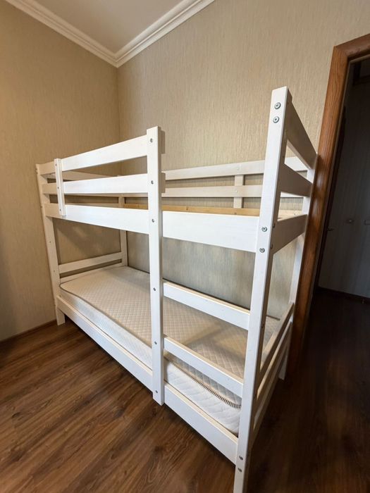 Двухъярусная кровать