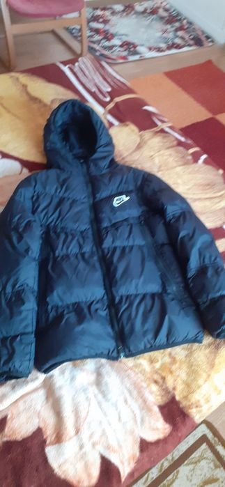Geaca nike stare buna