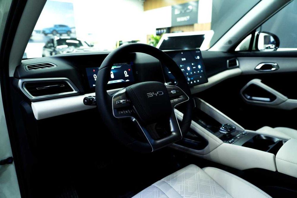 BYD Yuan Up 401km Flagship