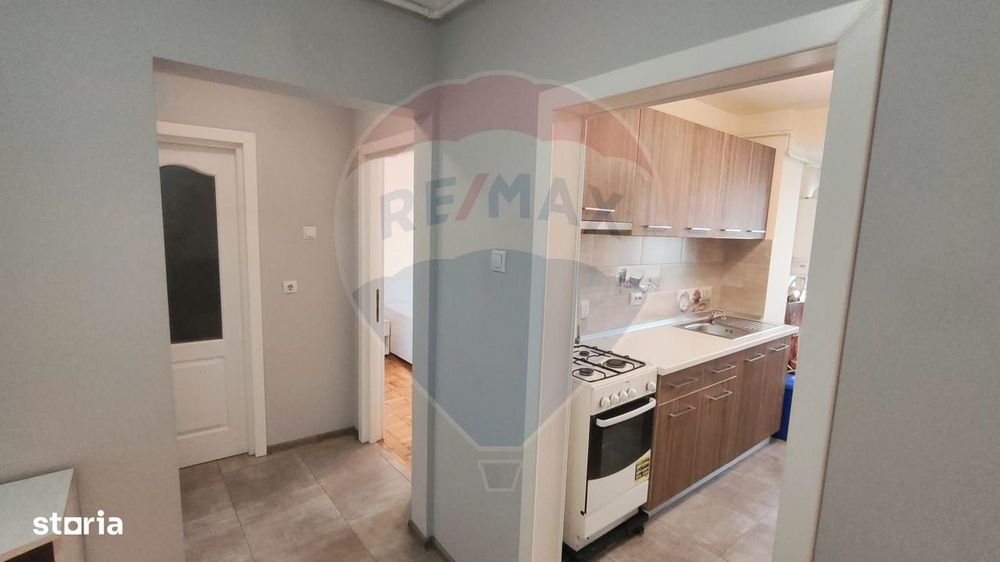 Apartament 2 camere de inchiriat,ultracentral, jud.Hunedoara