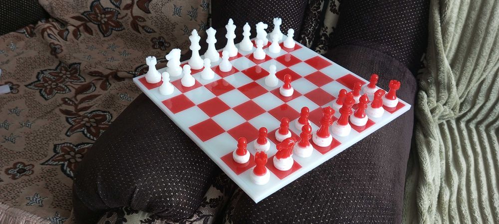 Продам новые - Подарочные Шахматы