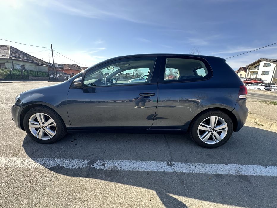 VOLKSWAGEN Golf 2010 — imagine 4