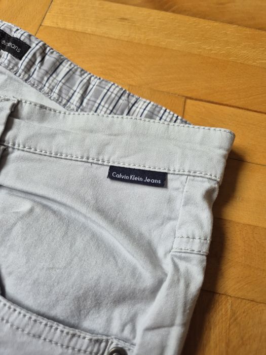 Pantaloni scurți/capri Calvin Klein Jeans pentru fete/adolescente - 16