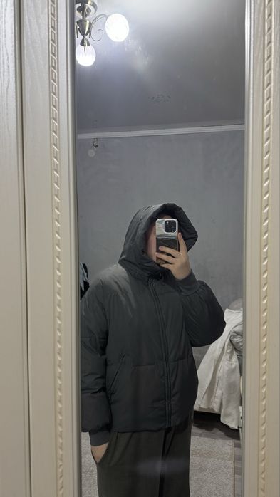 Продам куртку осень весна