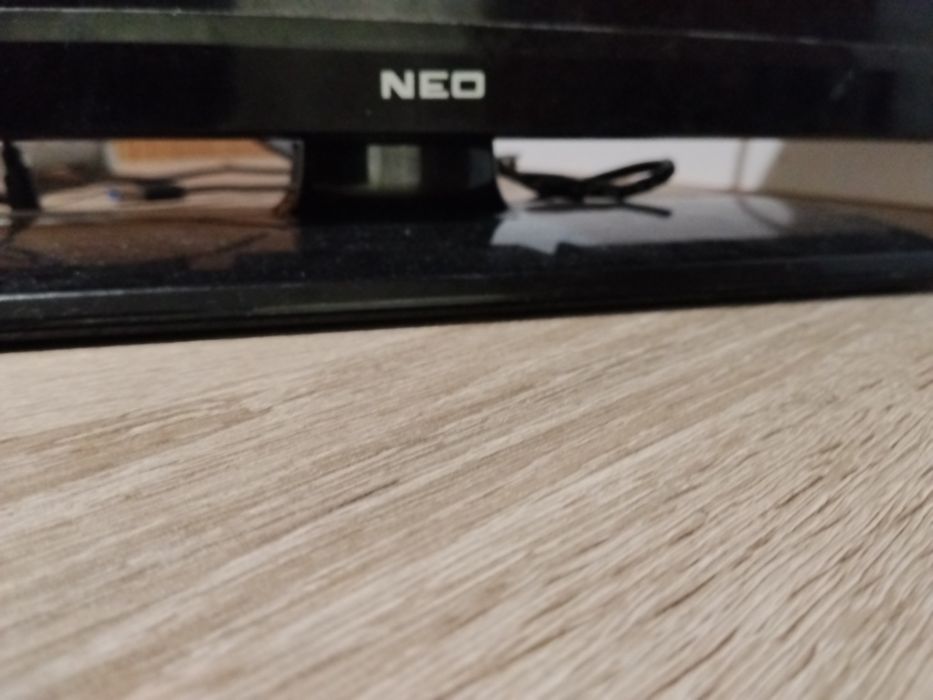 vand televizor/monitor