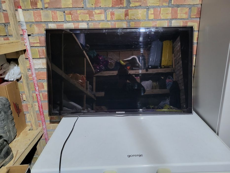 Телевизор Самсунг 40"