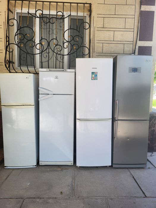 Продам холодильник