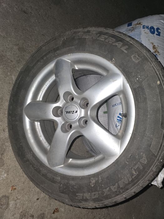 Jante cu cauciucuri 195/65/r15