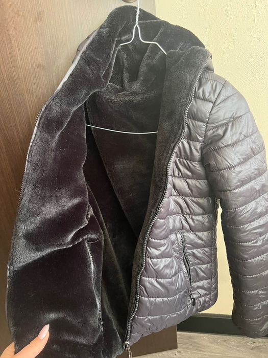 Двулицево зимно яке чисто ново