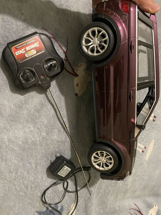 Продам игрушку машину