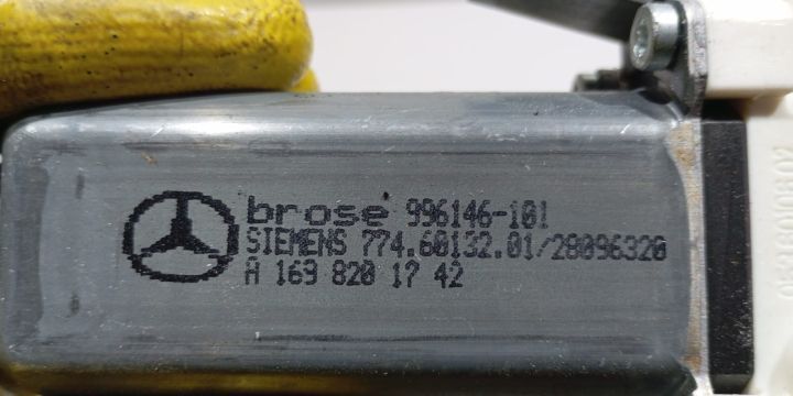 Motoras macara stanga fata A1698201742 Mercedes-Benz B-Class W245 [20