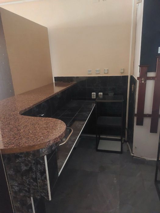 Дава се под наем Магазин в Перник, Изток - 45 кв.м за 348.84 € - Снимка #2