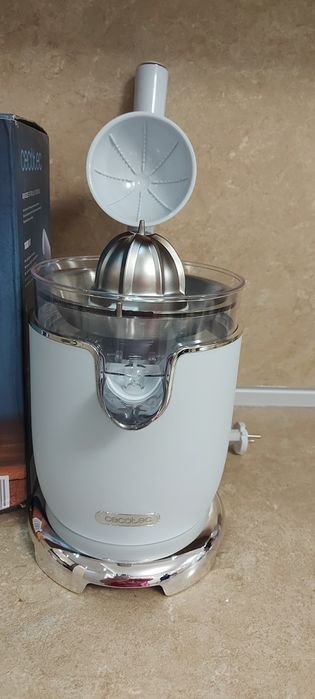 Електрическа сокоизстисквачка за цитруси Cecotec Xqueeze Retrojuice