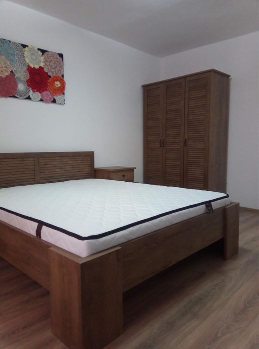 Inchiriez garsoniera