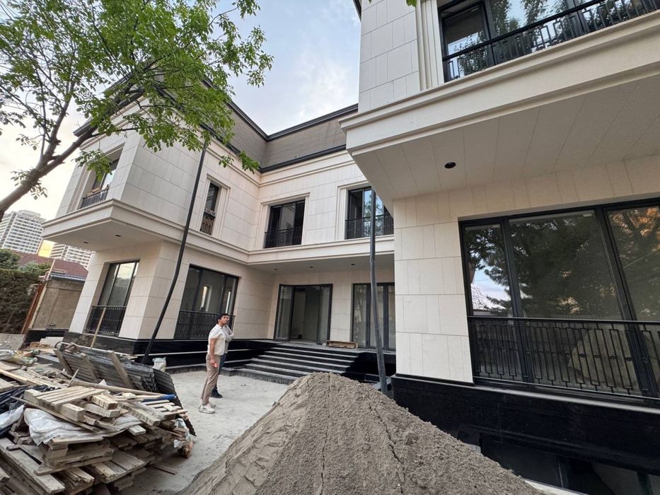 2 здания рядом|1.400м2|Лучшая цена 14у.е. за 1м2|Ойбек|гост Россия