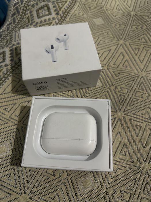 Продам наушник оригинал