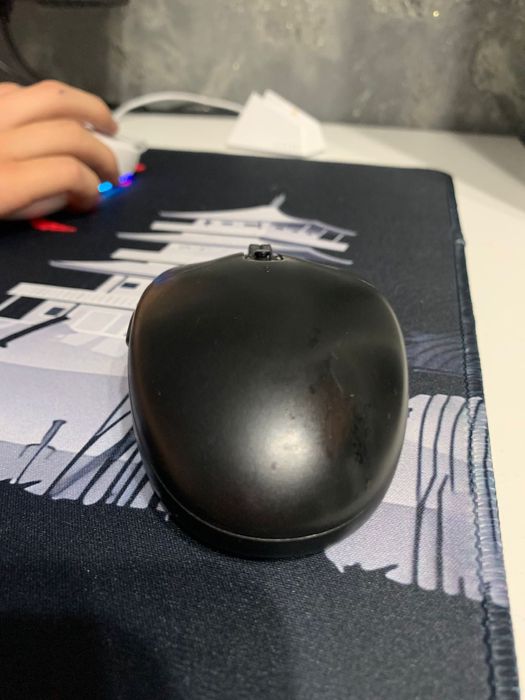 Продам мышку лагитек G305