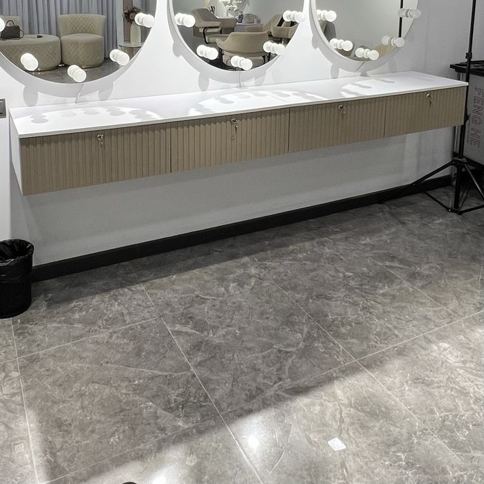 Mebel salon uchun