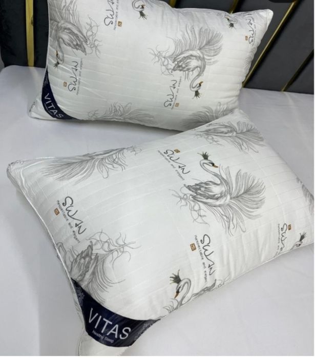 Подушки 2 штуки.