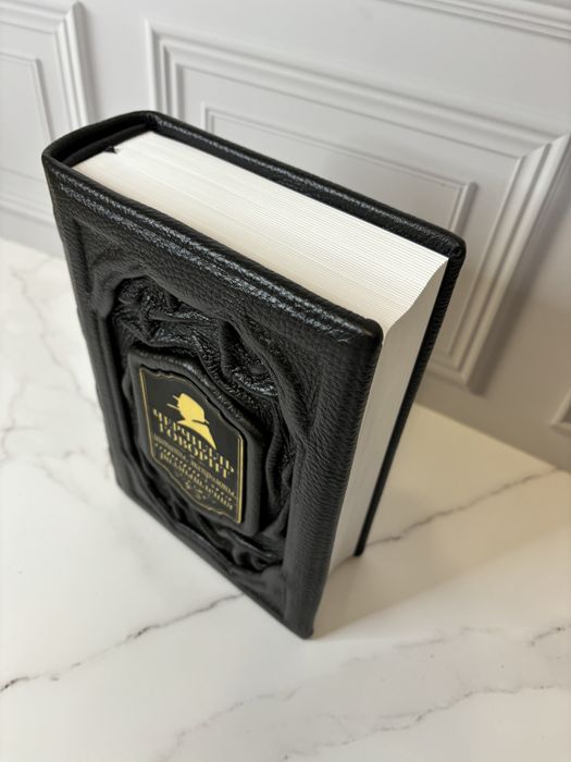 «Черчилль говорит» в коже