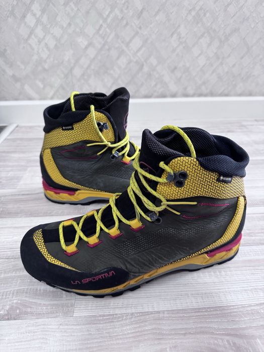 Трекинговые ботинки La Sportiva Trango Tech