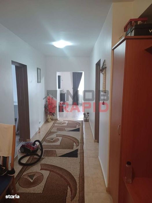 Apartament 4 camere, etaj 1, Zona Calea Moldovei