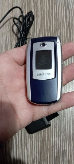 Samsung E700 Самсунг Мида като нов!!!