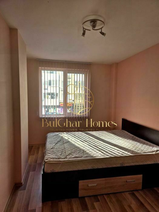 Дава се под наем Двустаен апартамент в Варна, Колхозен пазар - 50 кв.м за 398.82 € - Снимка #2