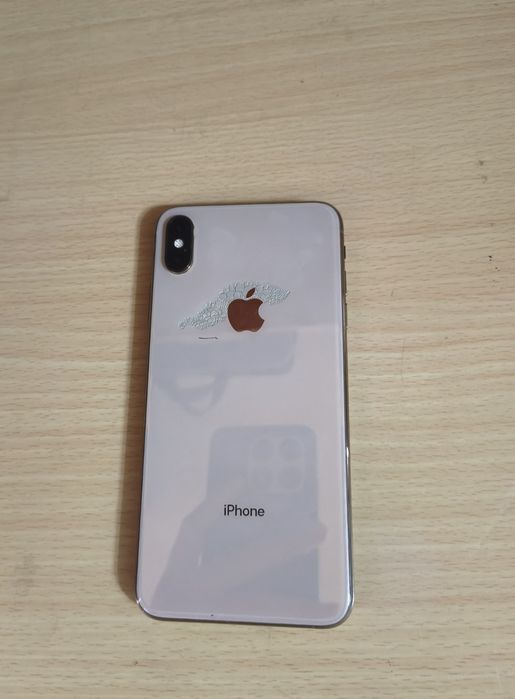 обменяю iphone xs max 256