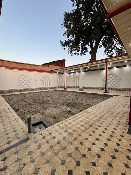 Продается большой дом в центре города 6 соток