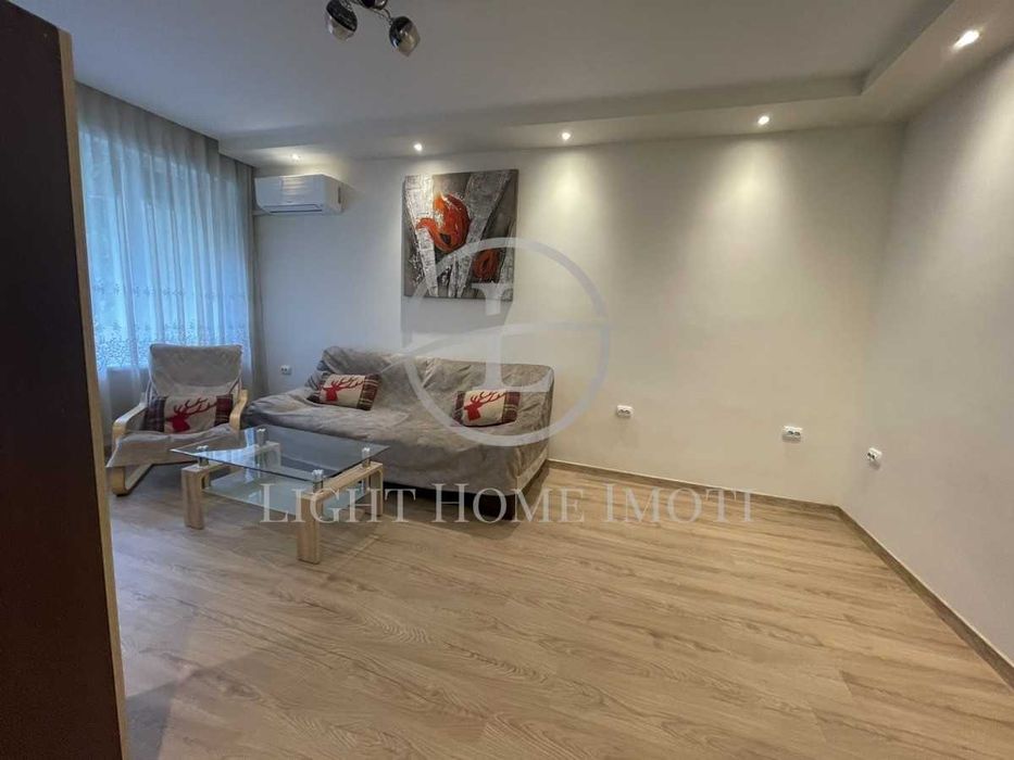 Продава се Тристаен апартамент в Пловдив, Център - 120 кв.м за 1984 €/кв.м - Снимка #2