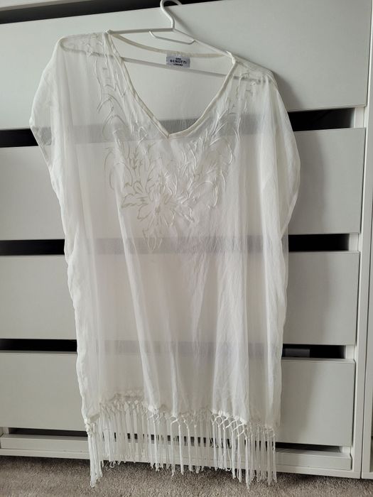 Rochie/bluza/pareo de plaja