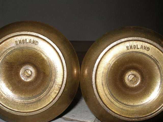 Месингови Свещници